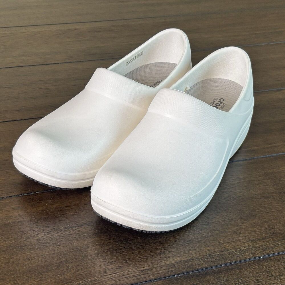 Crocs Neria Pro II Dual Womens 8 Comfort White Clogs Slip Resistant Workwear
